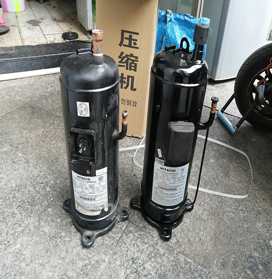 图木舒克中央空调压缩机的更换维修